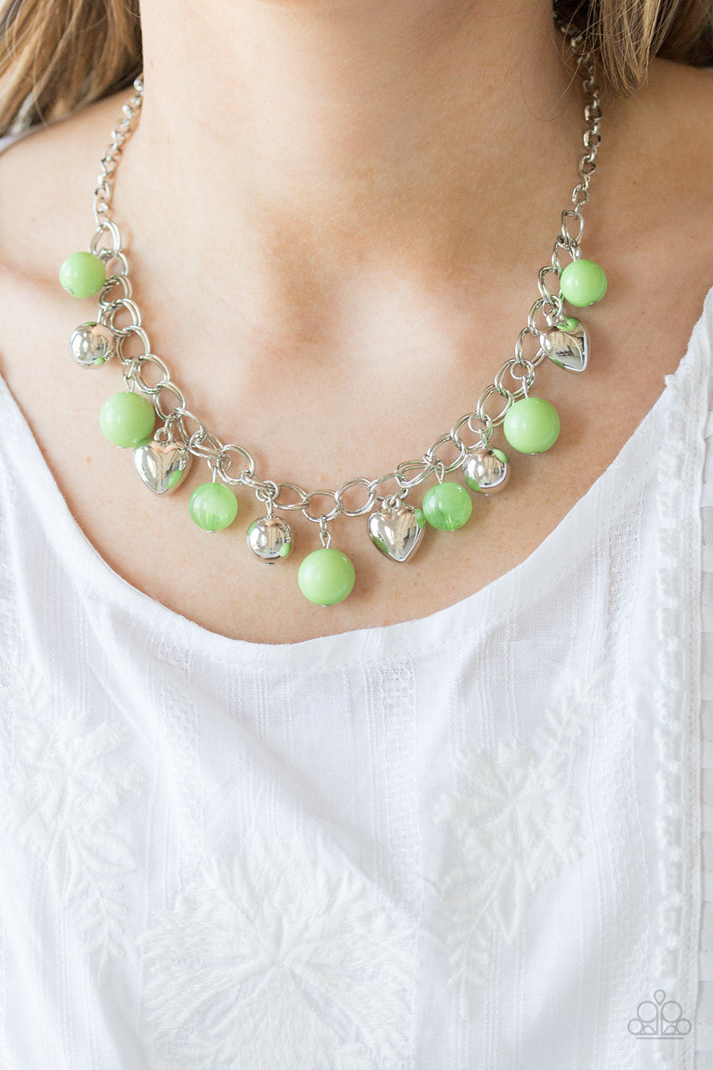 Paparazzi ♥ Summer Fling - Green ♥  Necklace
