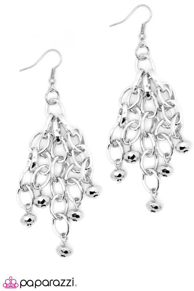 Paparazzi ♥ Center Of Attention - Silver ♥ Earrings