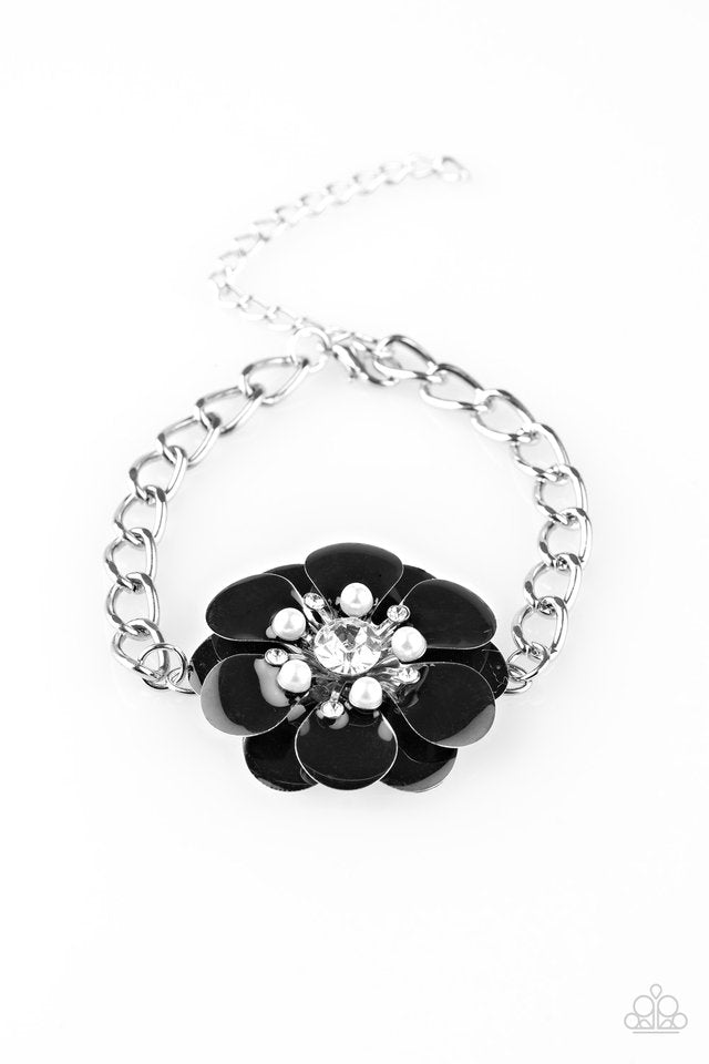 polynesian-princess-black-p9wh-bkxx-152aj