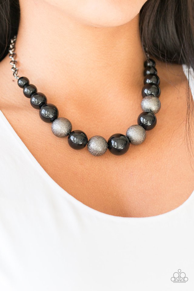 Paparazzi ♥ Color Me CEO - Black ♥ Necklace