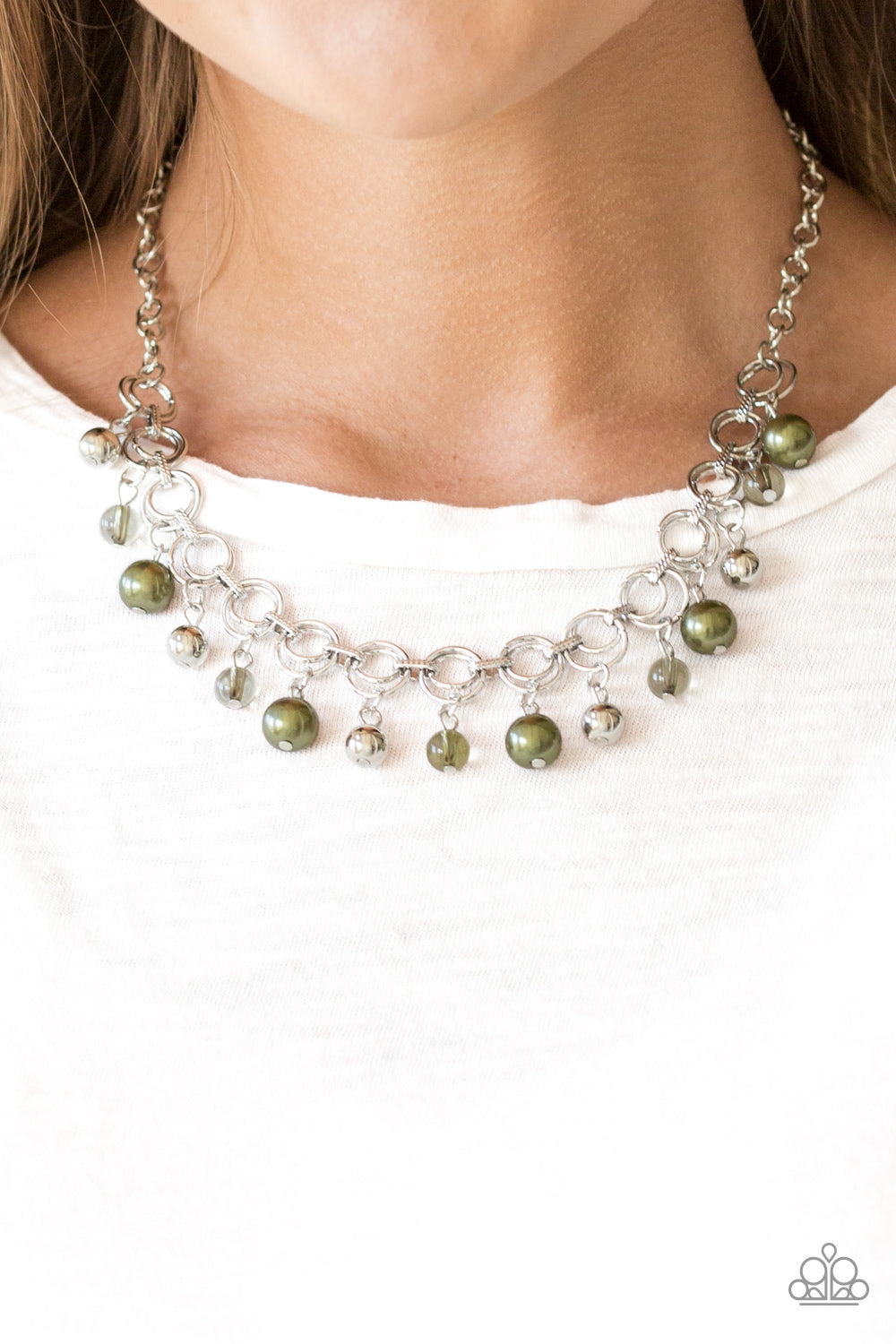 Paparazzi ♥ Fiercely Fancy - Green ♥  Necklace