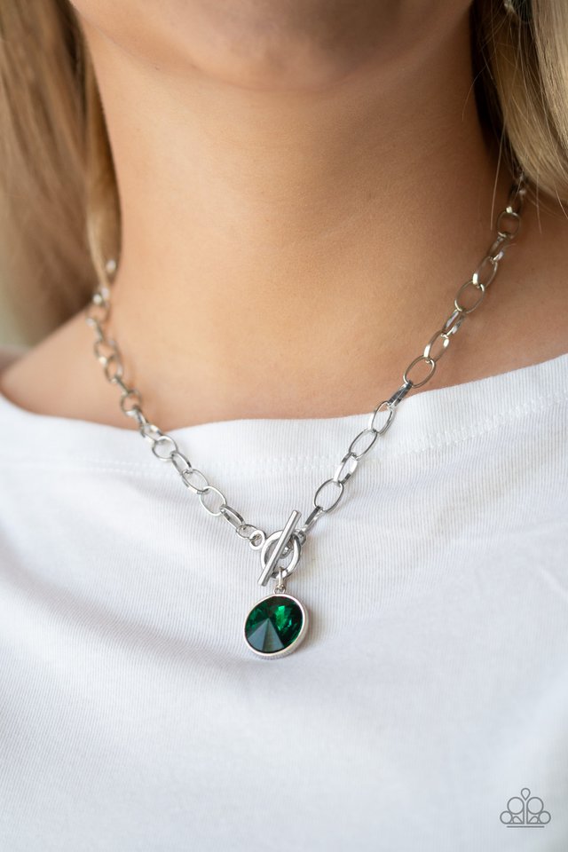 Paparazzi ♥ She Sparkles On - Green ♥ Necklace