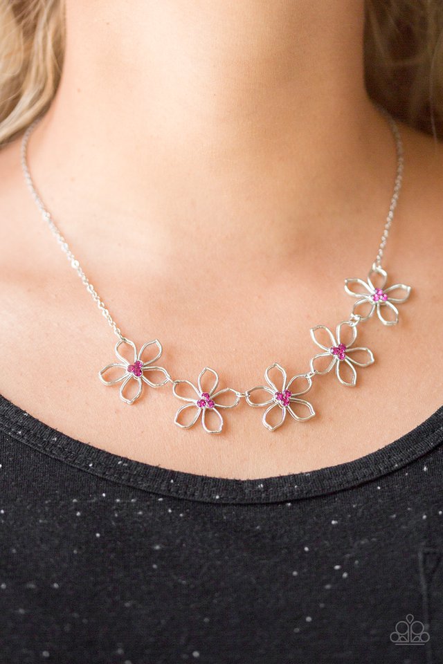 Paparazzi ♥ Hoppin Hibiscus - Pink ♥ Necklace