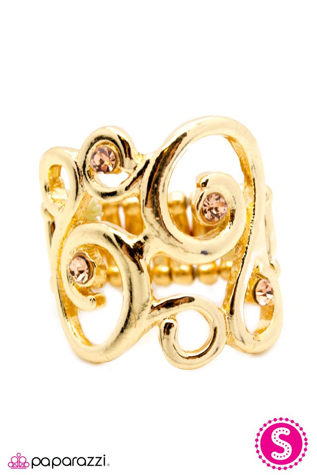 Paparazzi ♥ Hitting a High Note - Gold ♥ Ring
