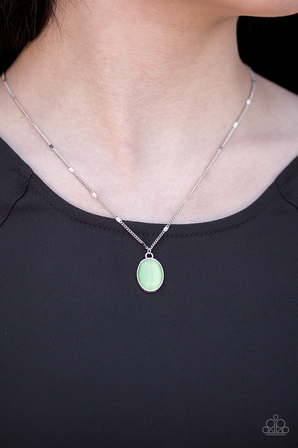 Paparazzi ♥ Summer Cool - Green ♥  Necklace