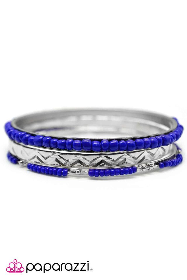 Paparazzi ♥ Back On Track - Blue ♥ Bracelet
