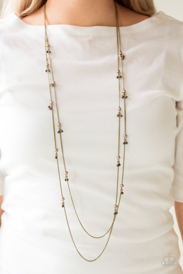 Paparazzi ♥ Ultrawealthy - Brass ♥ Necklace
