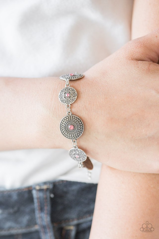 Paparazzi ♥ Malibu Magic - Pink ♥ Bracelet