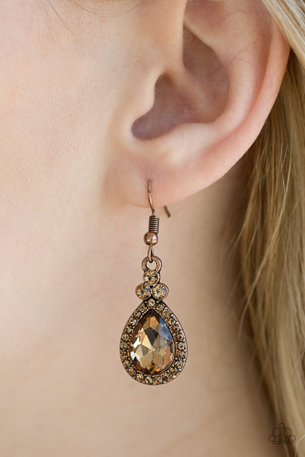 Paparazzi ♥ Self-Made Millionaire - Copper ♥  Earrings