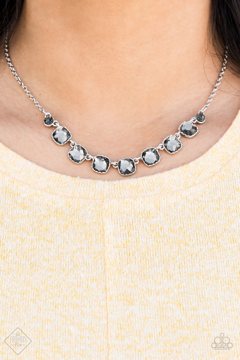 Paparazzi ♥ Deluxe Luxe ♥  Necklace