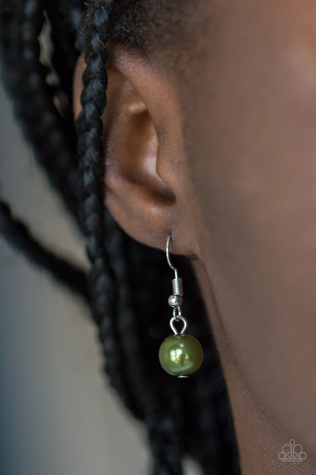 Paparazzi ♥ Party Dress Princess - Green ♥ Necklace