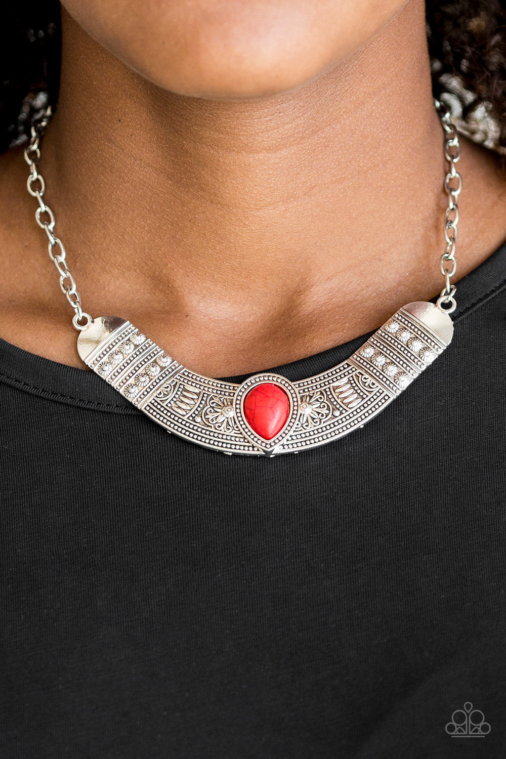 Paparazzi ♥ Very Venturous - Red ♥  Necklace