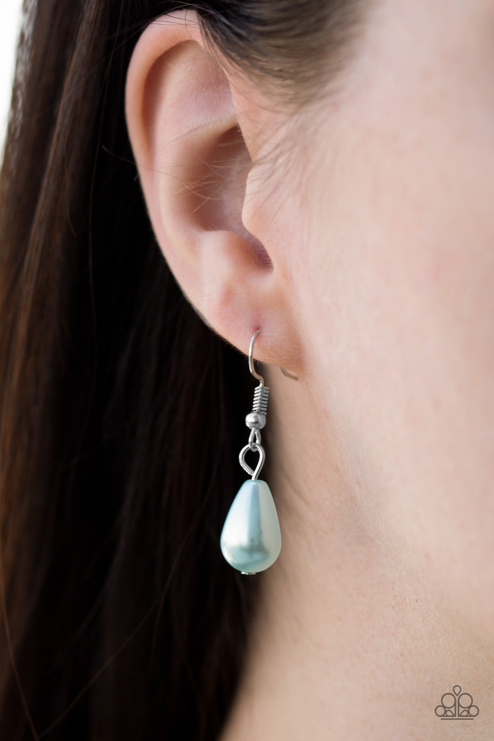 Paparazzi ♥ The Guest List - Blue ♥  Necklace