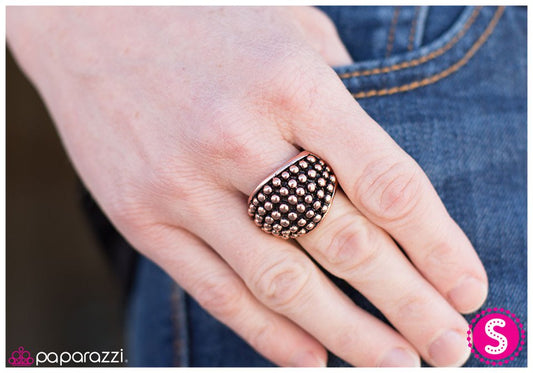 lost-in-the-crowd-p4in-cpxx-001xx