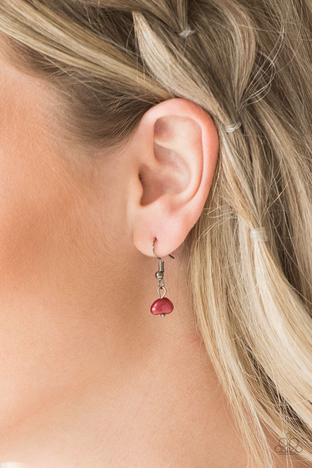 Paparazzi ♥ Pebble Beach Beauty - Red ♥  Necklace