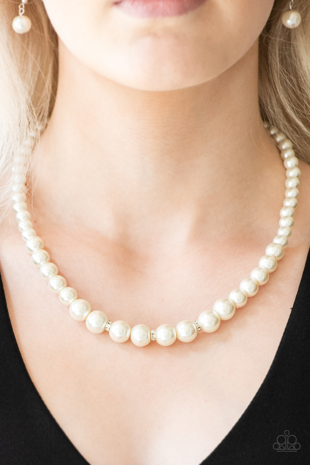 Paparazzi ♥ Royal Romance - White ♥  Necklace