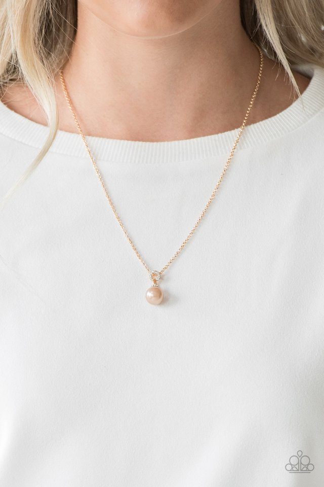 Paparazzi ♥ Glamour Girl - Brown ♥ Necklace