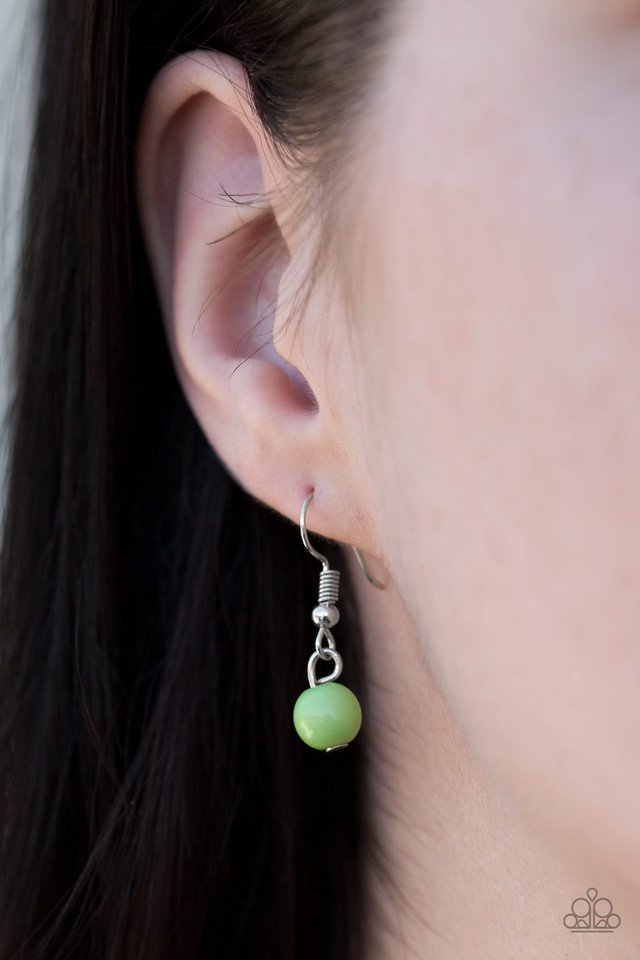 Paparazzi ♥ On Mountain Time - Green ♥ Necklace