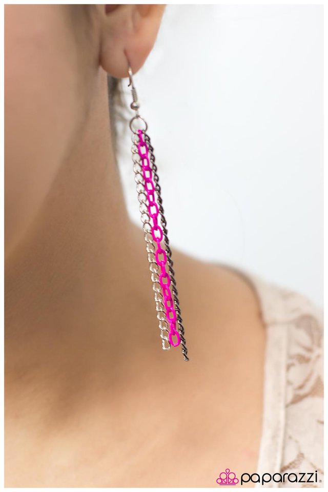 Paparazzi ♥ Bar None - Pink ♥ Necklace