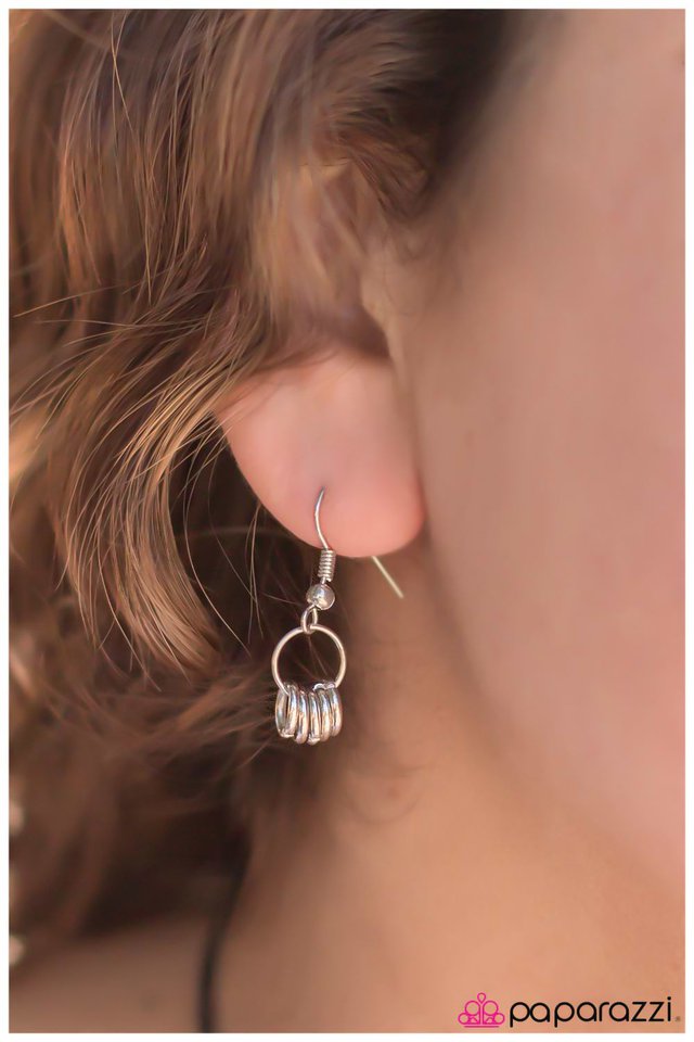 Paparazzi ♥ Spring Into Action - Black ♥ Necklace