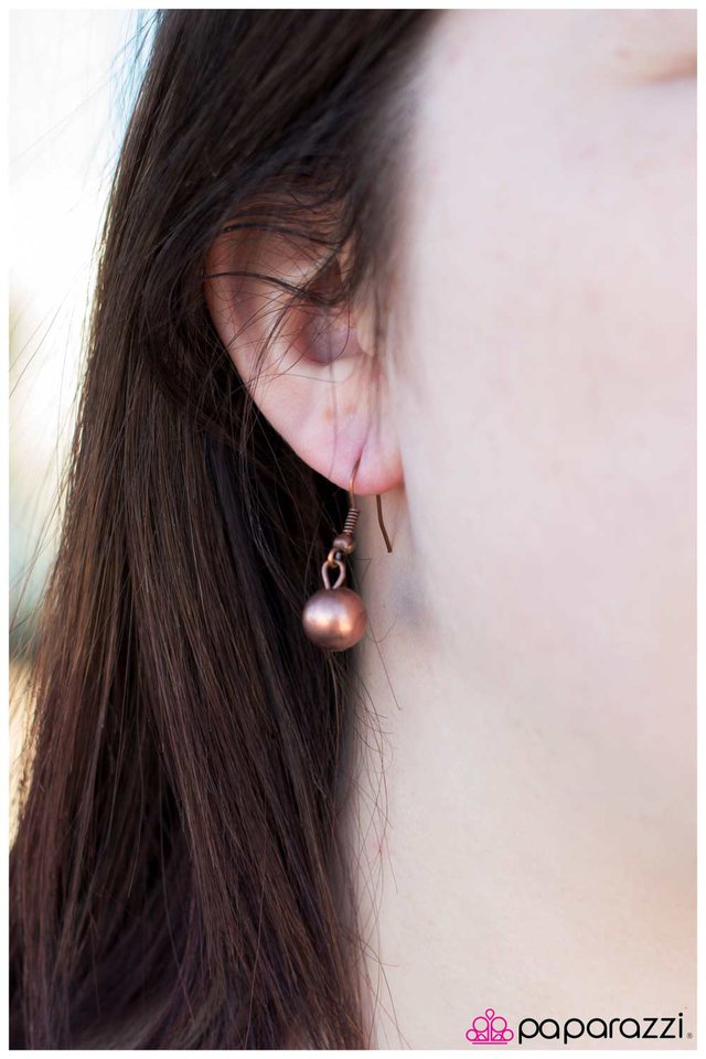 Paparazzi ♥ Be Our Guest - Copper ♥ Necklace