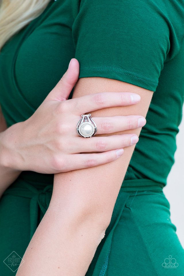 Paparazzi ♥ Pampered In Pearls - White ♥ Ring