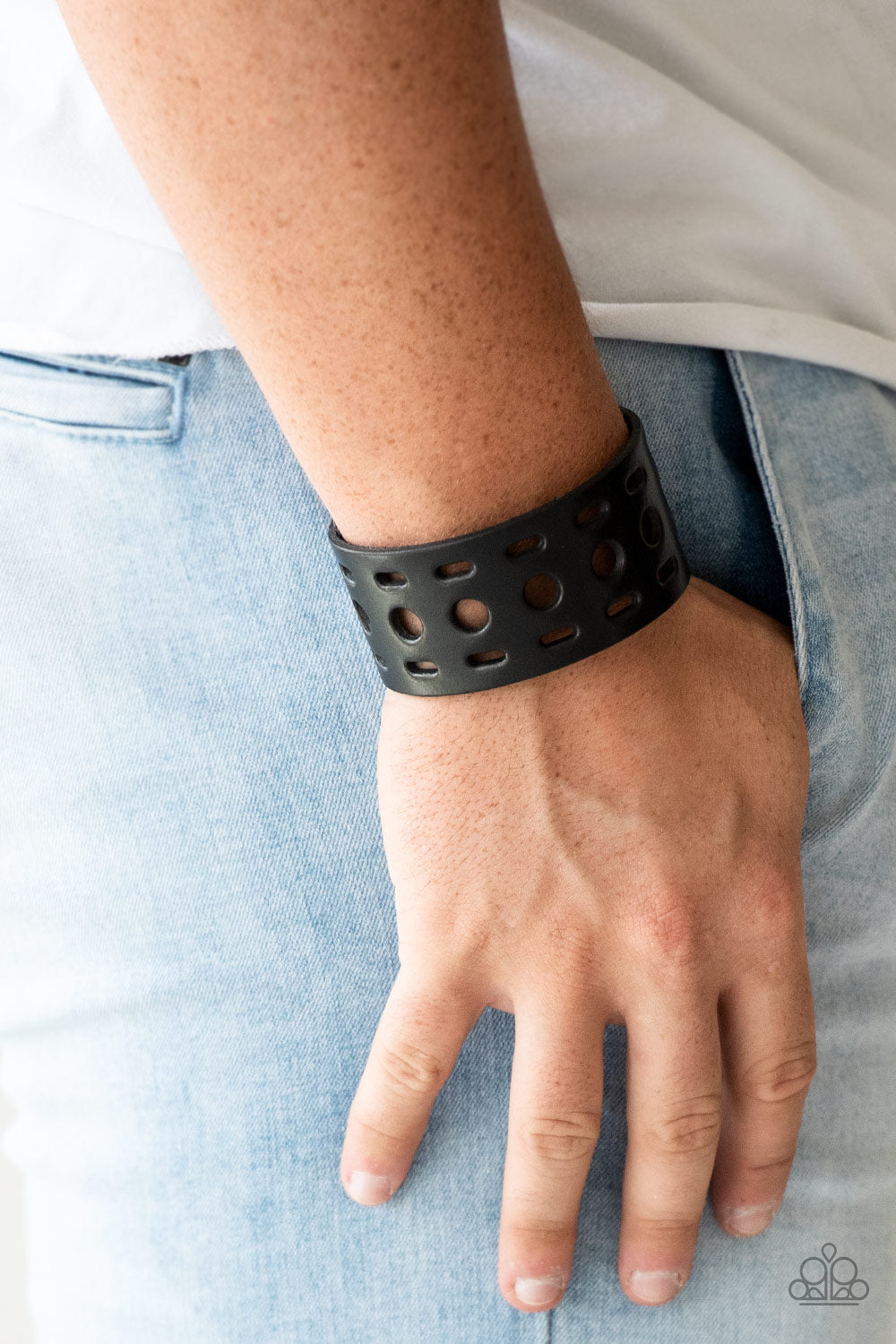 Paparazzi ♥ Free RANGER - Black ♥  Bracelet