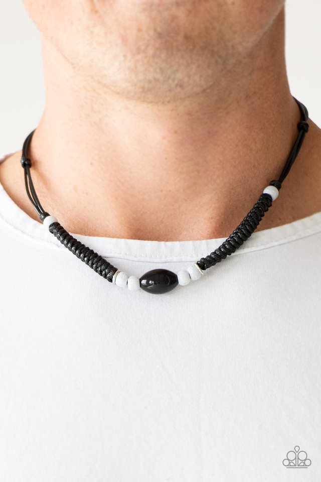 Paparazzi ♥ The Forerunner - Black ♥ Necklace