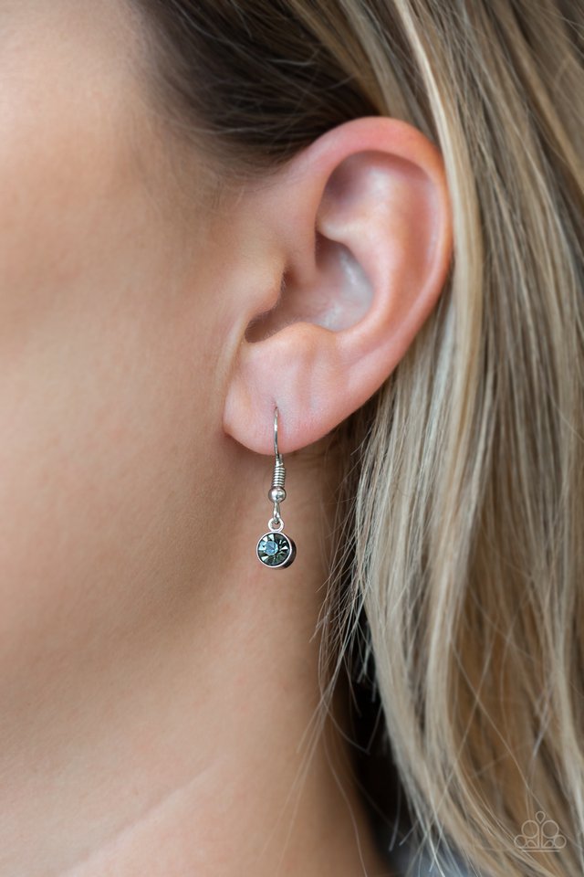 Paparazzi ♥ Chicly Centered - Multi ♥ Necklace