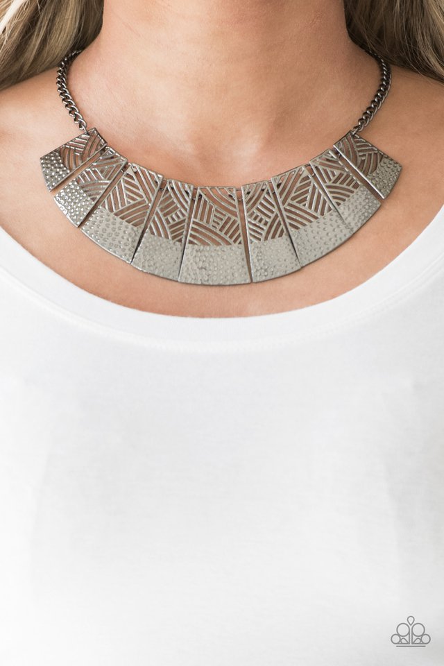 Paparazzi ♥ Jungle Cat Jam - Black ♥ Necklace