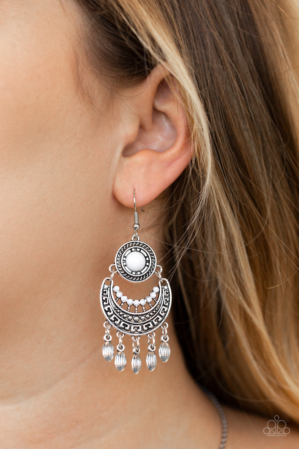 Paparazzi ♥ Mantra to Mantra - White ♥  Earrings