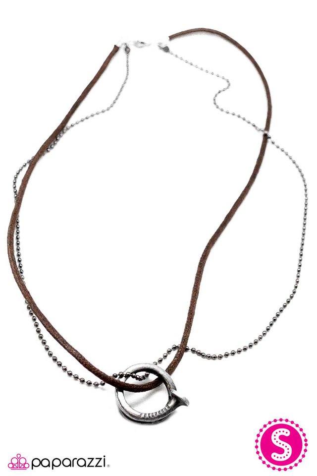 Paparazzi ♥ Hit the Nail On the Head - Brown ♥ Necklace