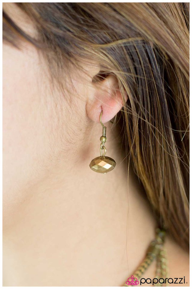 Paparazzi ♥ Back To Where We Started - Brass ♥ Necklace