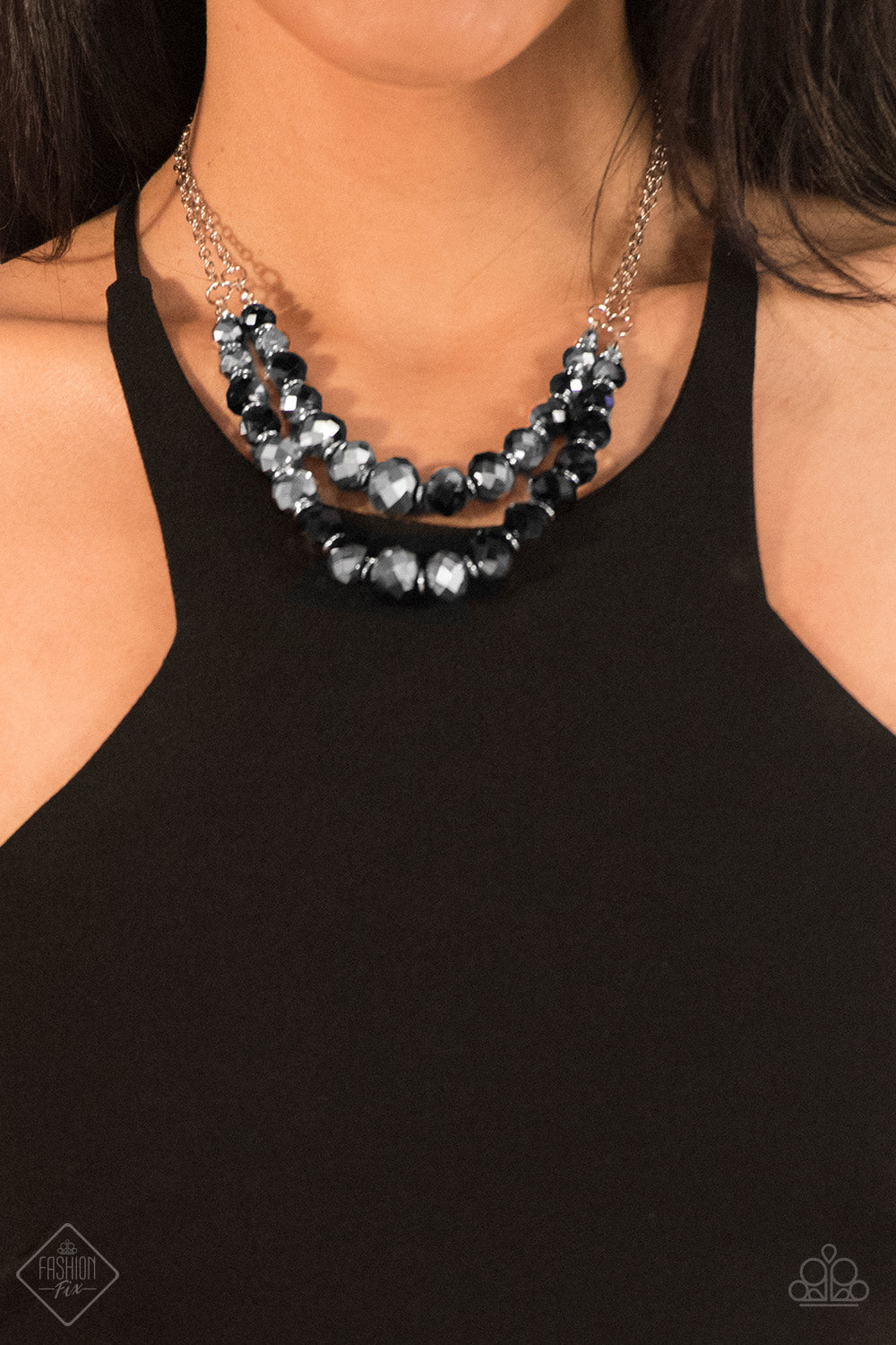 Paparazzi ♥ Strikingly Spellbinding - Black ♥  Necklace