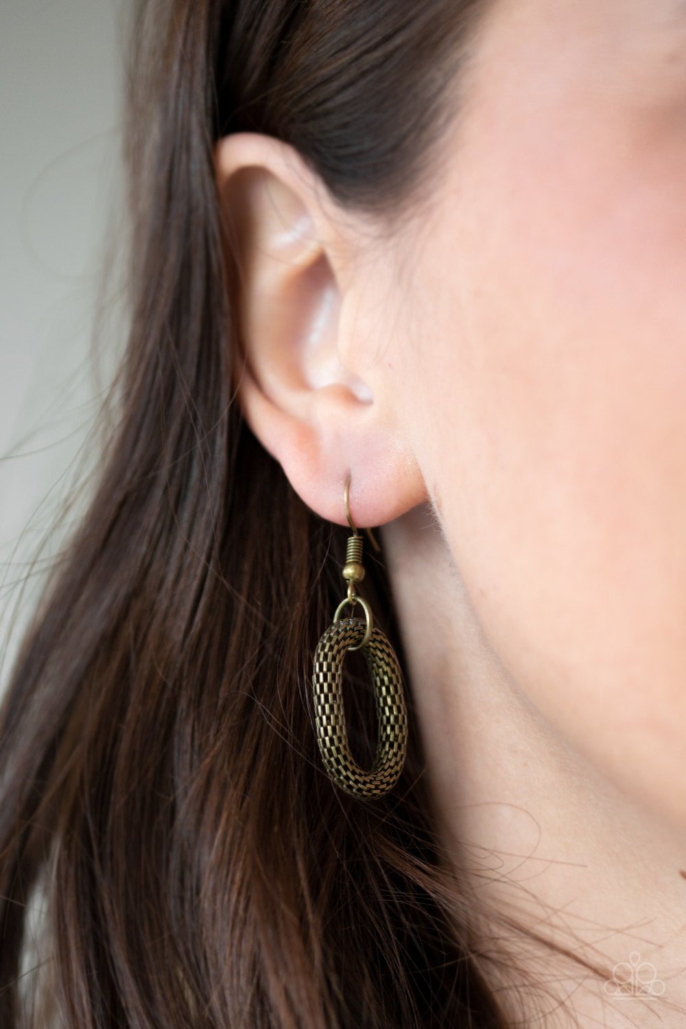 Paparazzi ♥ Street Sweep - Brass ♥  Necklace