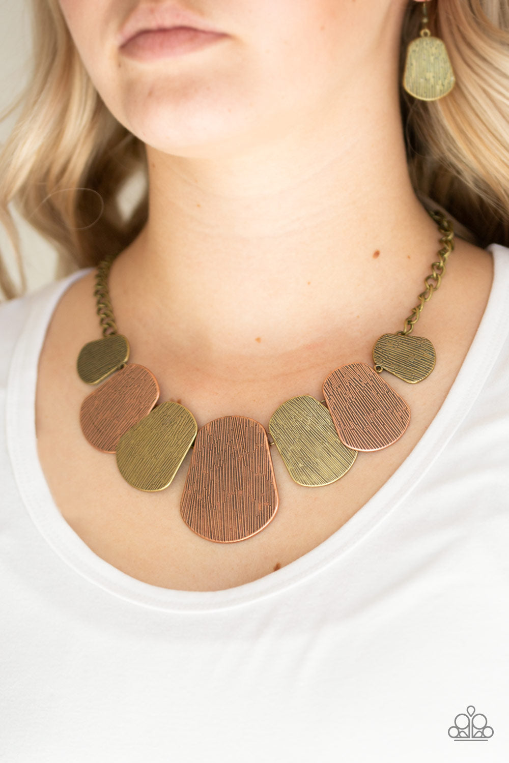 Paparazzi ♥ CAVE The Day - Multi ♥  Necklace