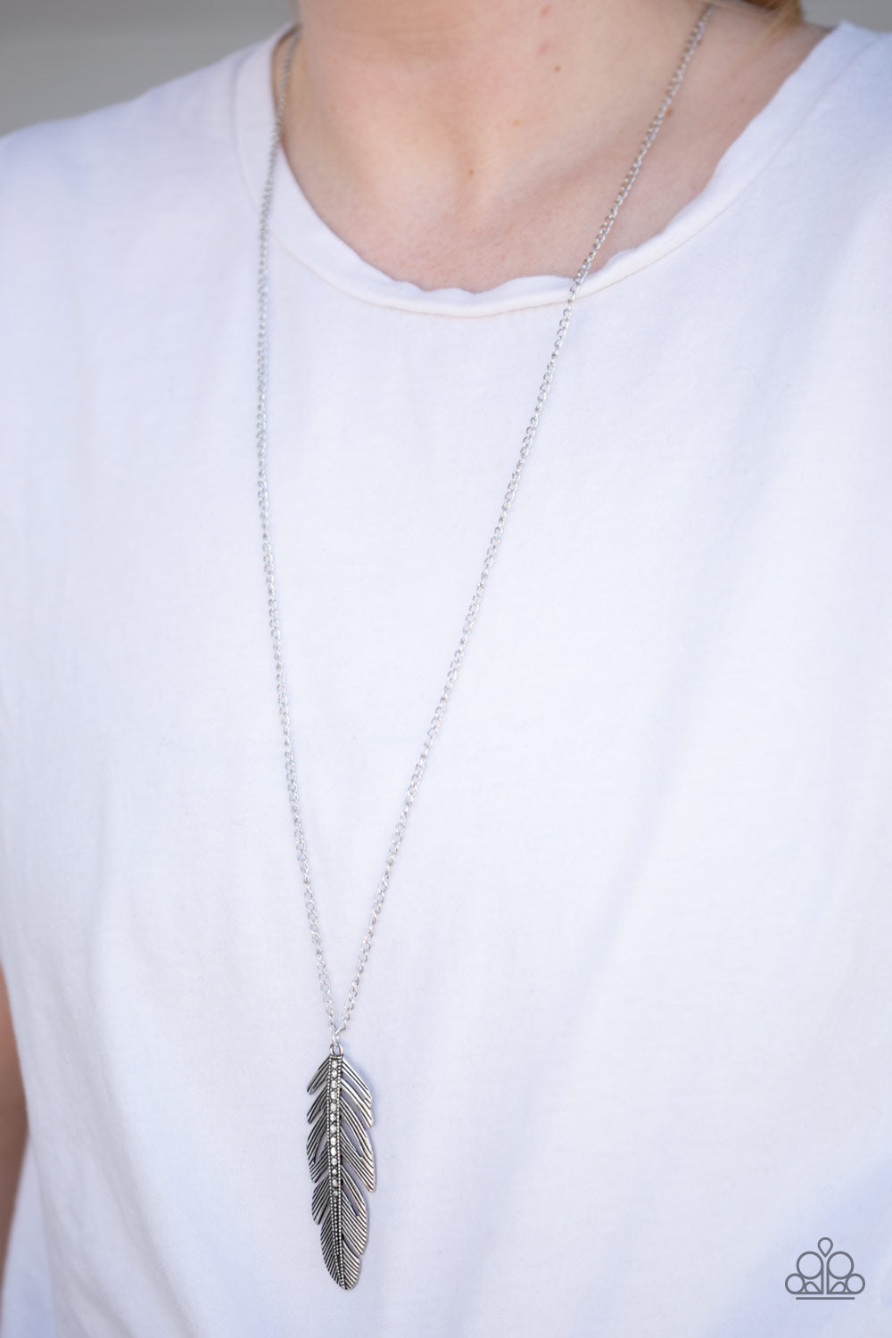 Paparazzi ♥ Sky Quest - White ♥  Necklace