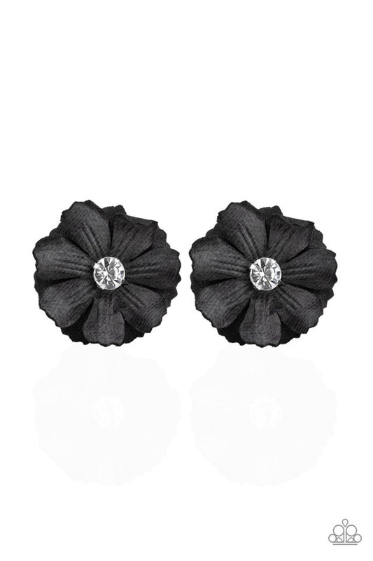 candid-carnations-black-p7ss-bkxx-063xx