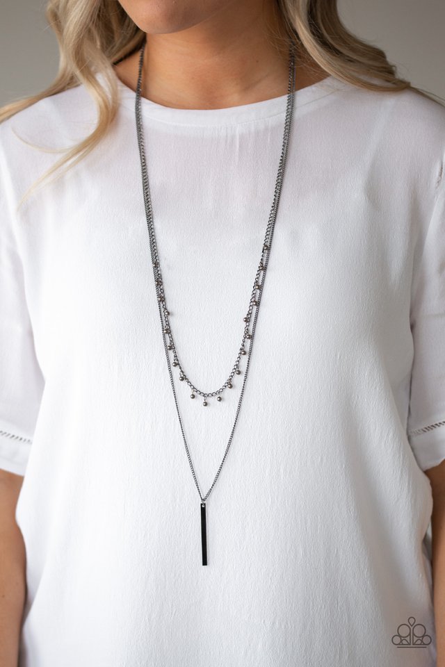 Paparazzi ♥ Keep Your Eye On The Pendulum - Black ♥ Necklace