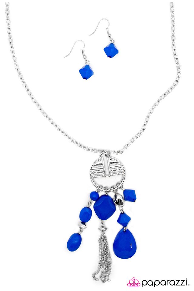 Paparazzi ♥ Just Dropping By - Blue ♥ Necklace
