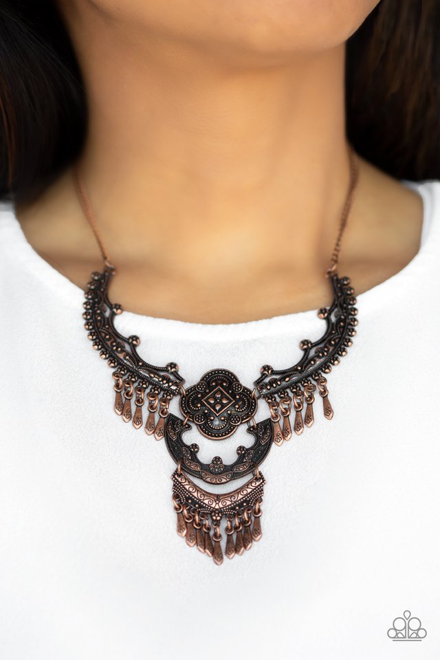 Paparazzi ♥ Rogue Vogue - Copper ♥ Necklace