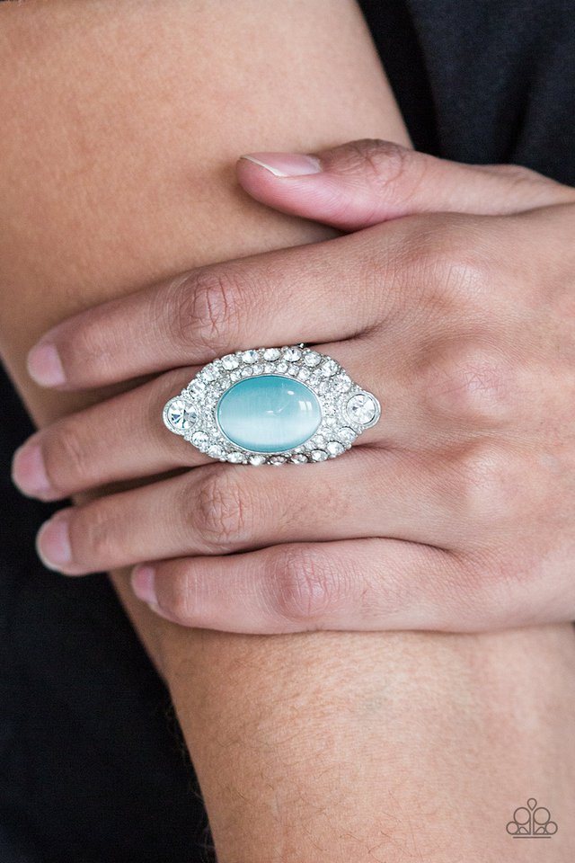 Paparazzi ♥ Riviera Royalty - Blue ♥ Ring