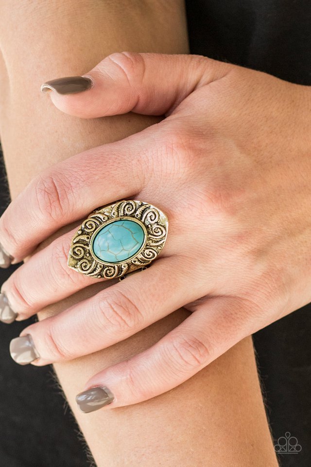 Paparazzi ♥ Mega Mother Nature - Brass ♥ Ring