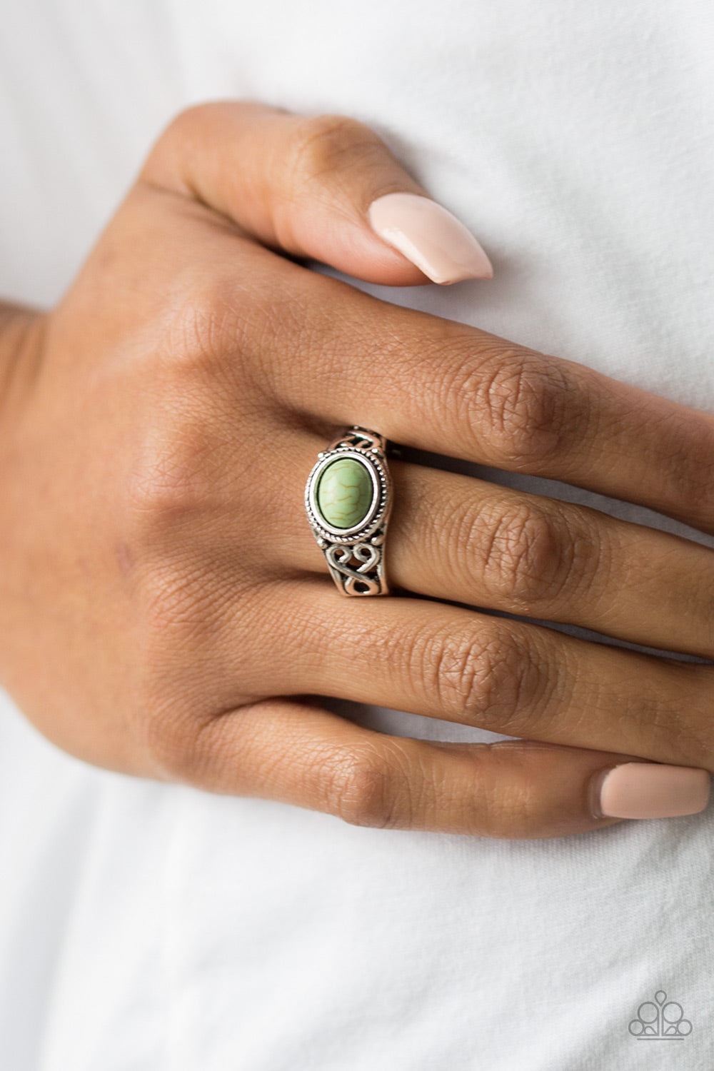 Paparazzi ♥ Set In Stone - Green ♥  Ring