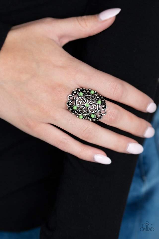 Paparazzi ♥ Floral Fancies - Green ♥ Ring