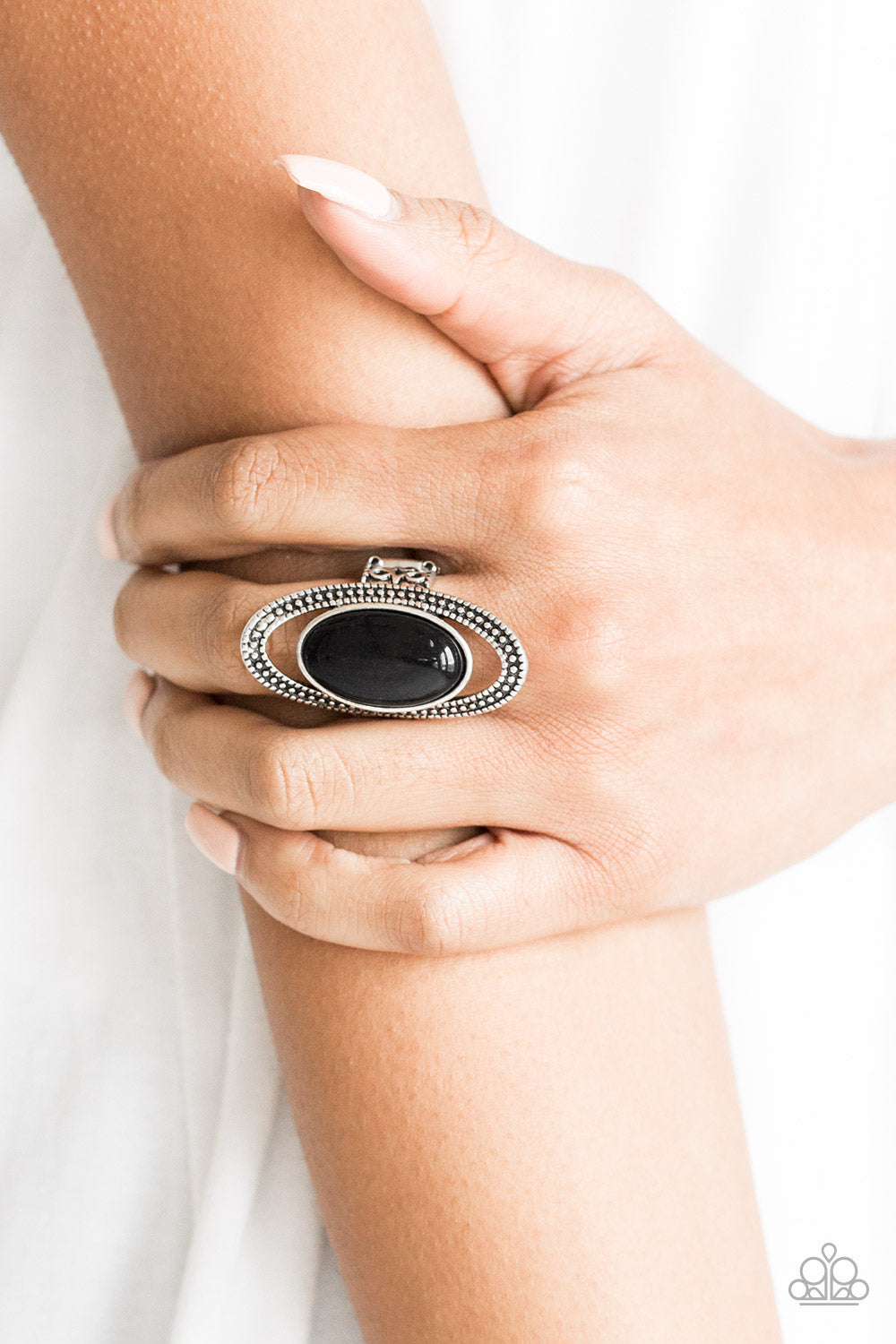 Paparazzi ♥ Western Royalty - Black ♥  Ring