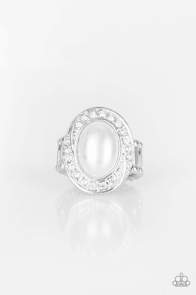 the-royale-treatment-white-p4re-wtxx-332xx