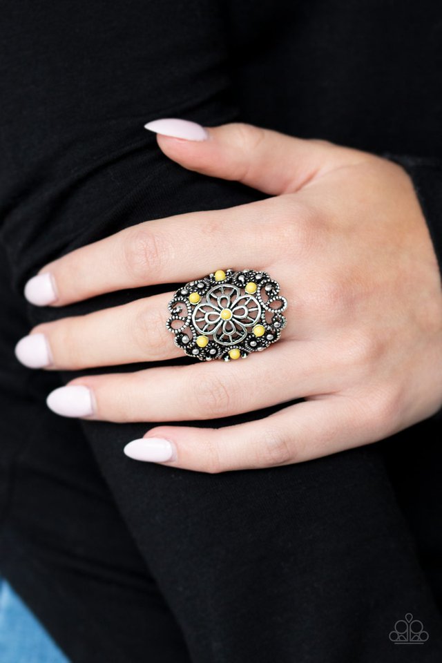 Paparazzi ♥ Floral Fancies - Yellow ♥ Ring