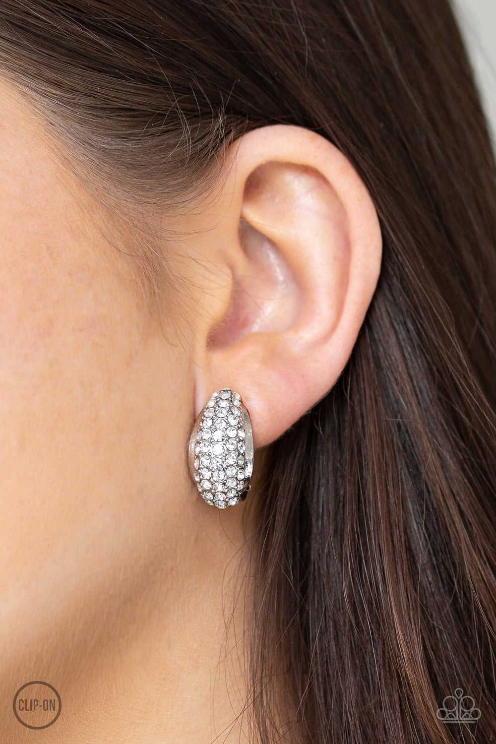 Paparazzi ♥ Revenue Avenue - White ♥  Clip-On
