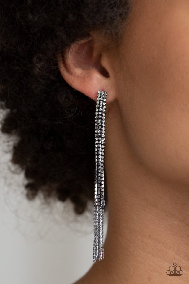 Paparazzi ♥ Starlight Express - Black ♥ Post Earrings